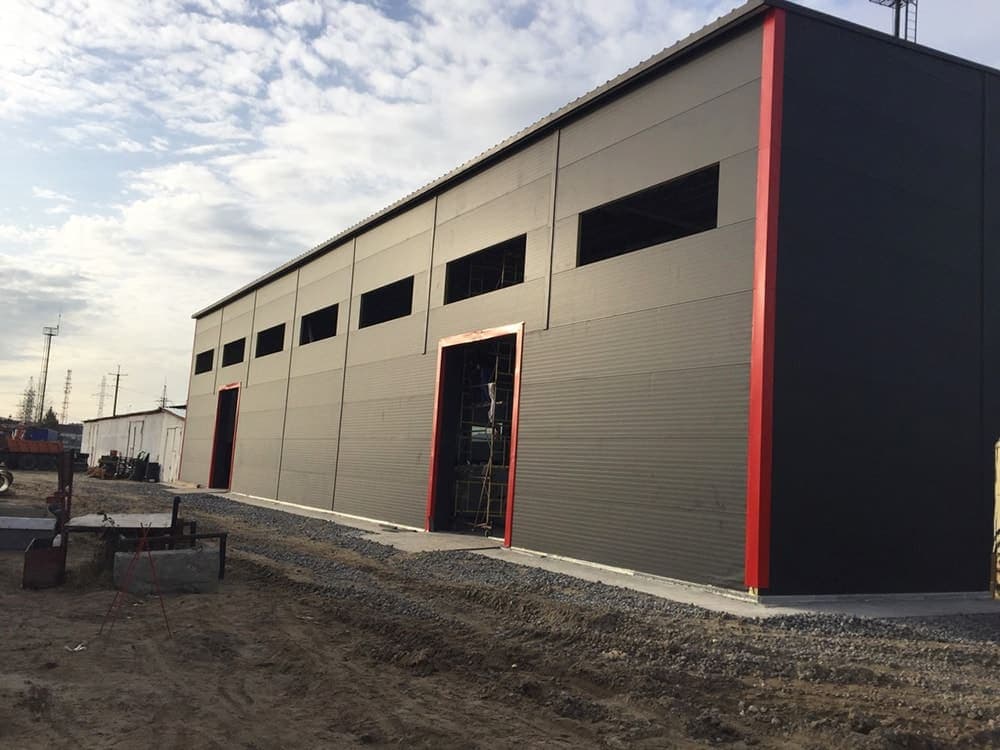 Складской или производственный комплекс из сэндвич-панелей